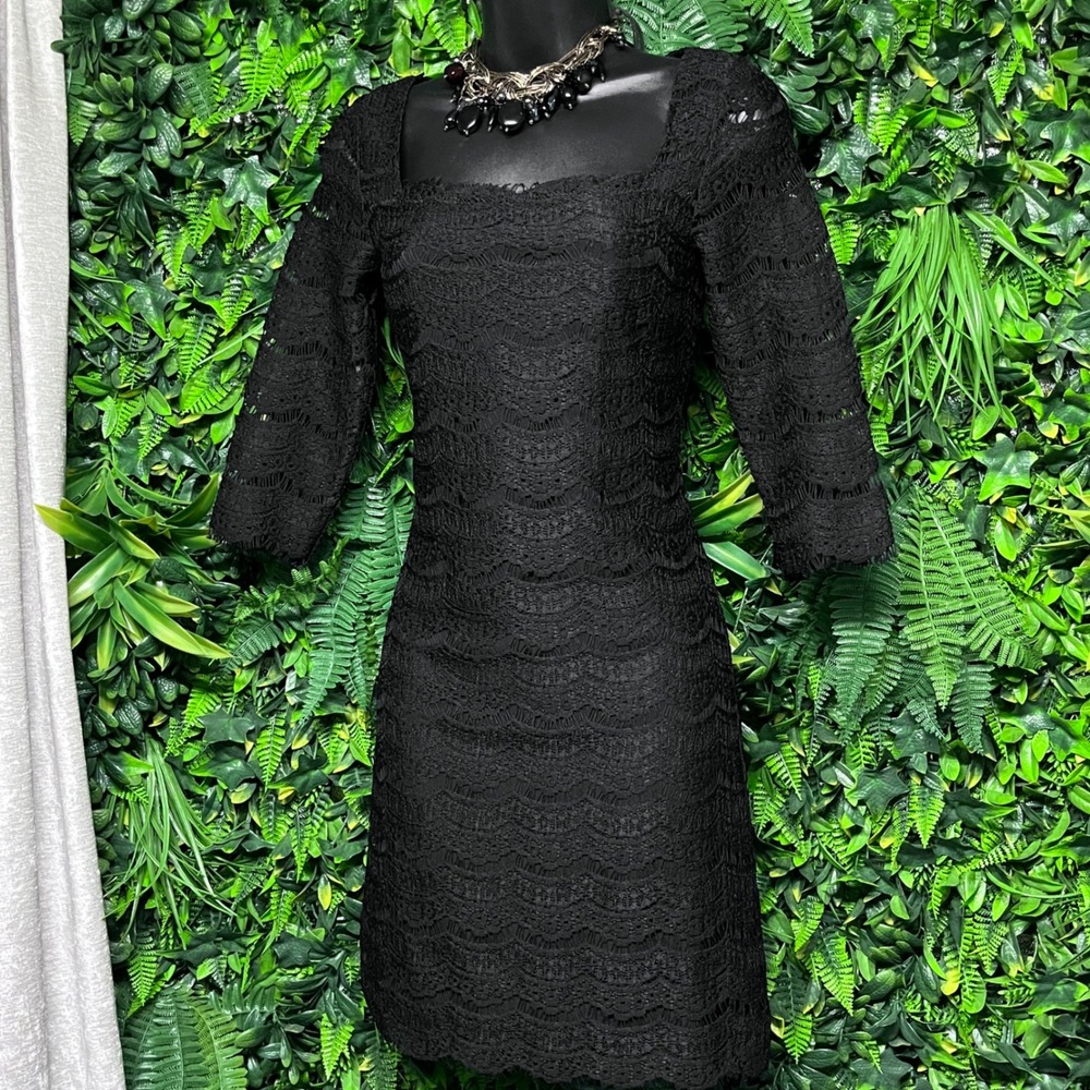 White House Black Market Dress XS Black Lace Sheath Square Neck 3/4 Sleeve 3930